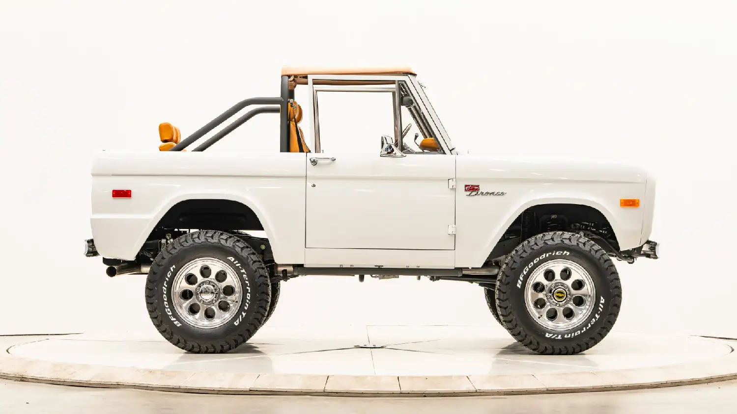 1971 Ford Bronco Signature Series